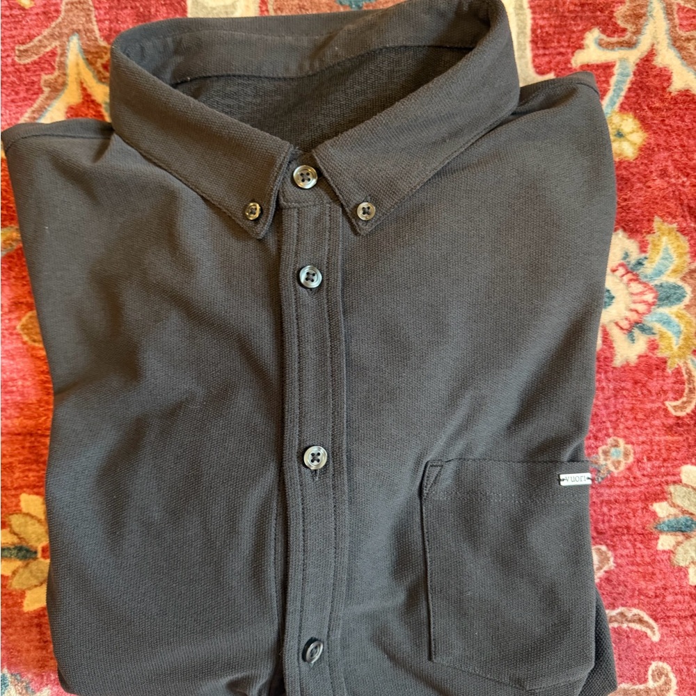 Vuori Ace Button Down Shirt Men’s Large Black Slim Fit Longsleeve Pocket V185